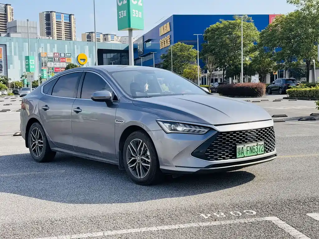 BYD Qin PLUS 2022 — фото 2