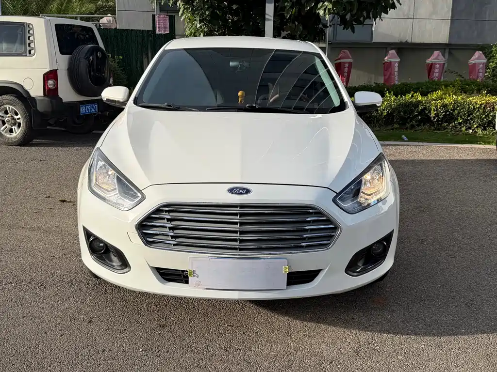 Ford Escort 2017