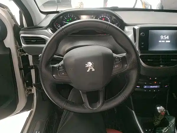 Peugeot 2008 2016