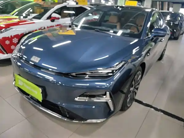 Geely Galaxy Starshine 8 2025