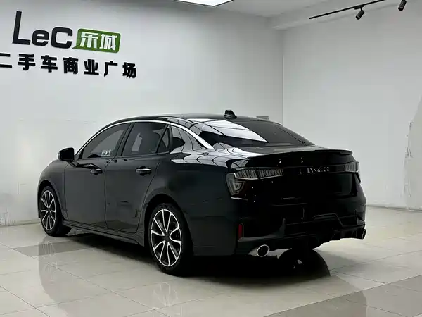 Lynk & Co 03 2019