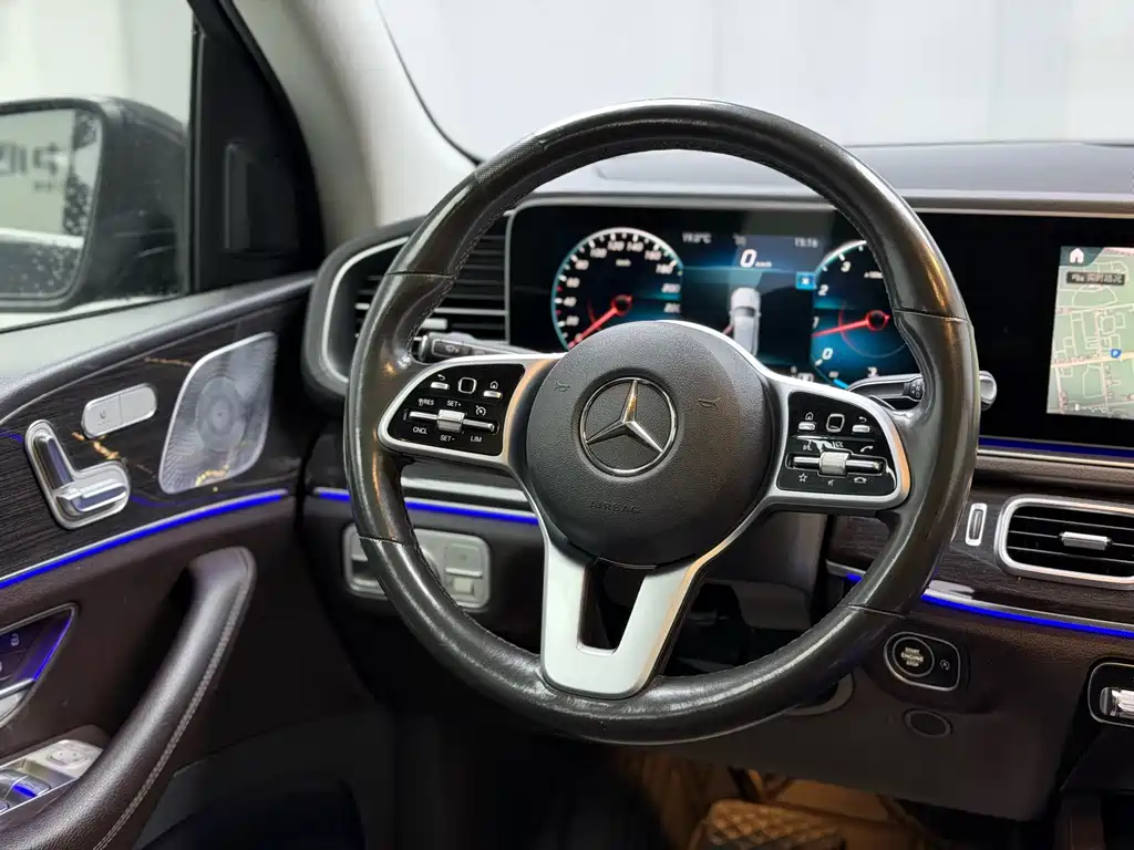 Mercedes-Benz GLE 2020 — фото 12