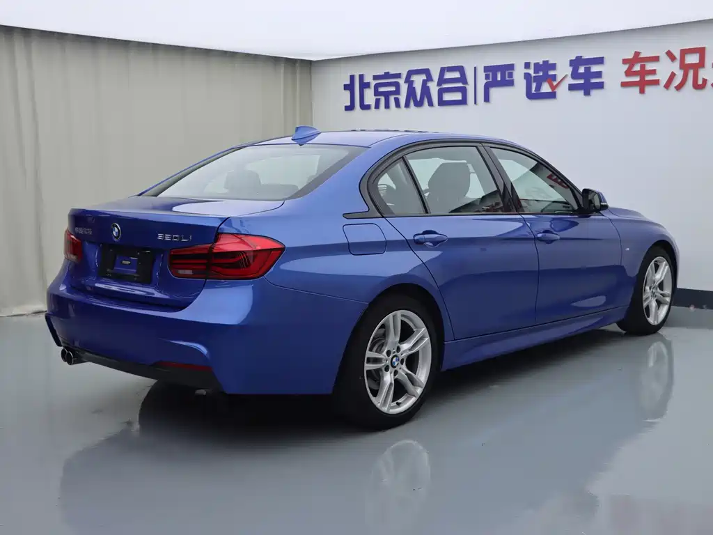 BMW 3 Series 2017 — фото 24