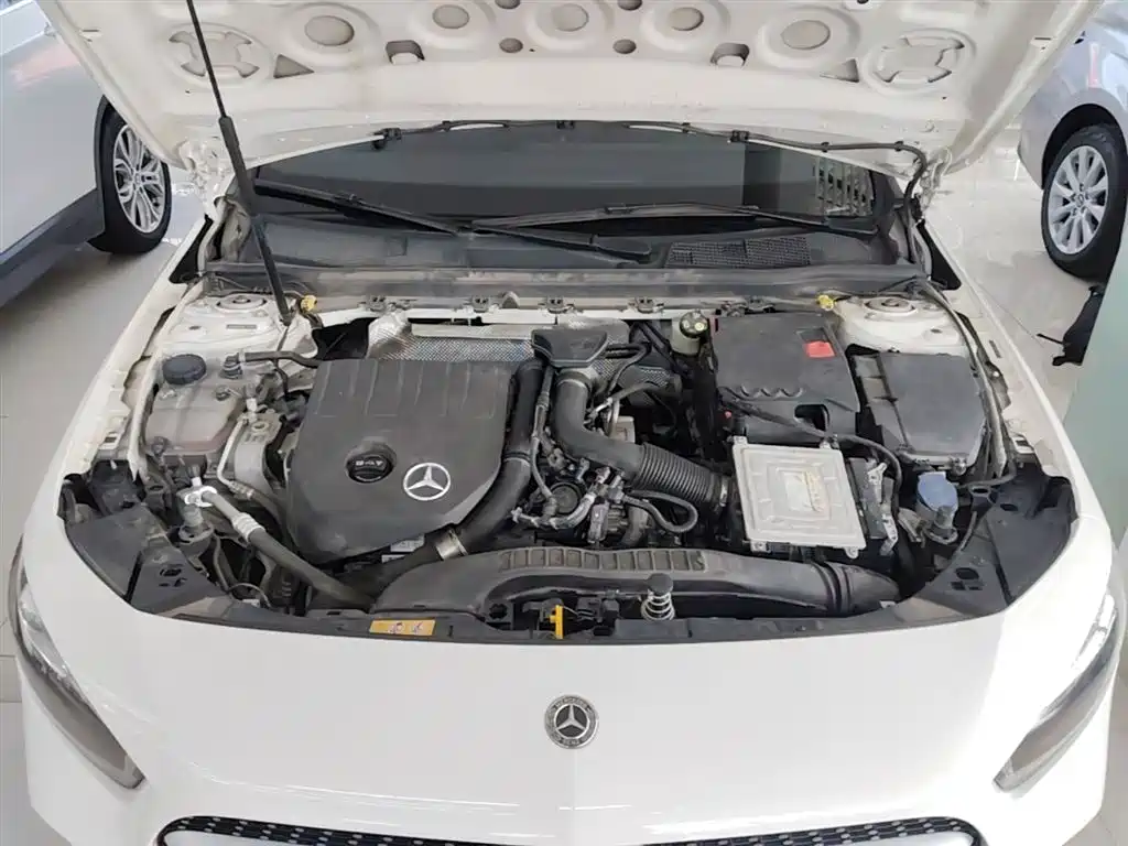 Mercedes-Benz A-Class 2020 — фото 20