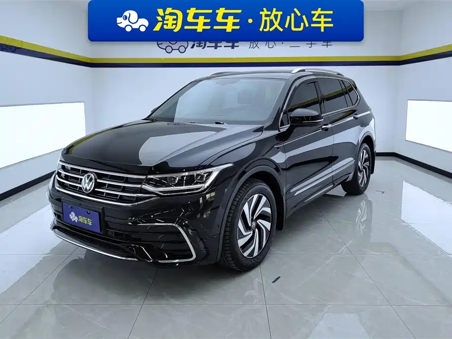 Volkswagen Tiguan L 2024 — фото 1