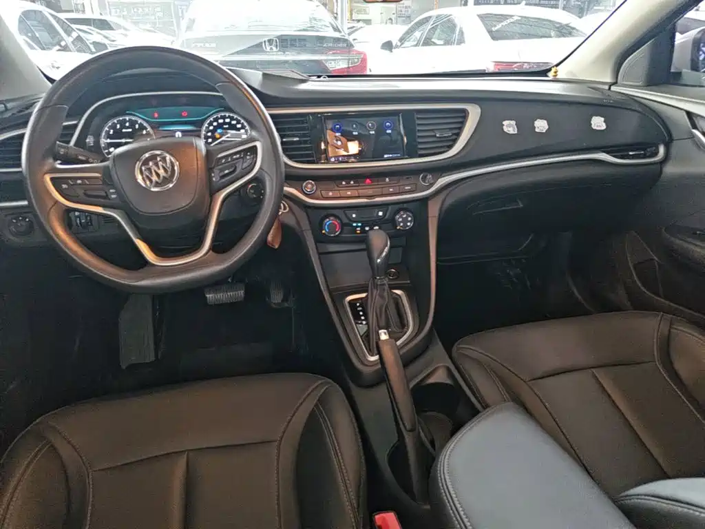 Buick Excelle 2023 — фото 10