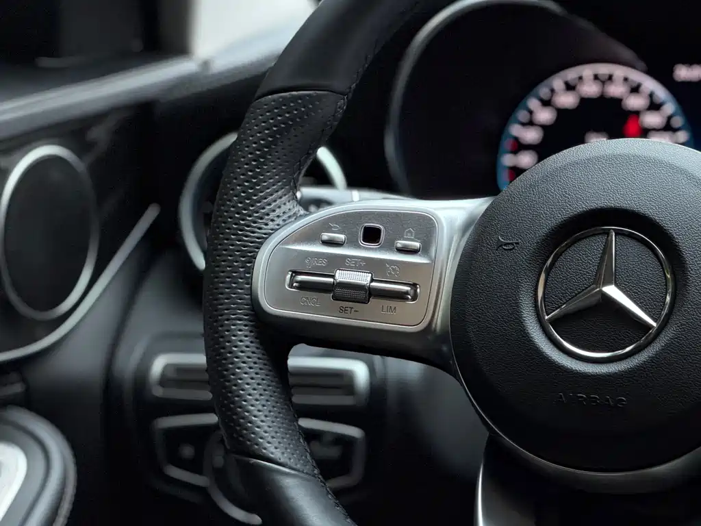 Mercedes-Benz C-Class 2020 — фото 16