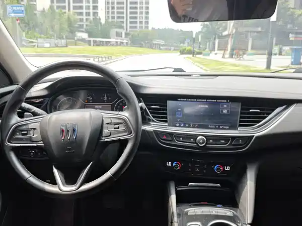 Buick Regal 2023