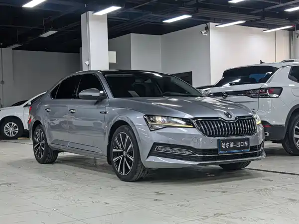 Skoda Superb 2023