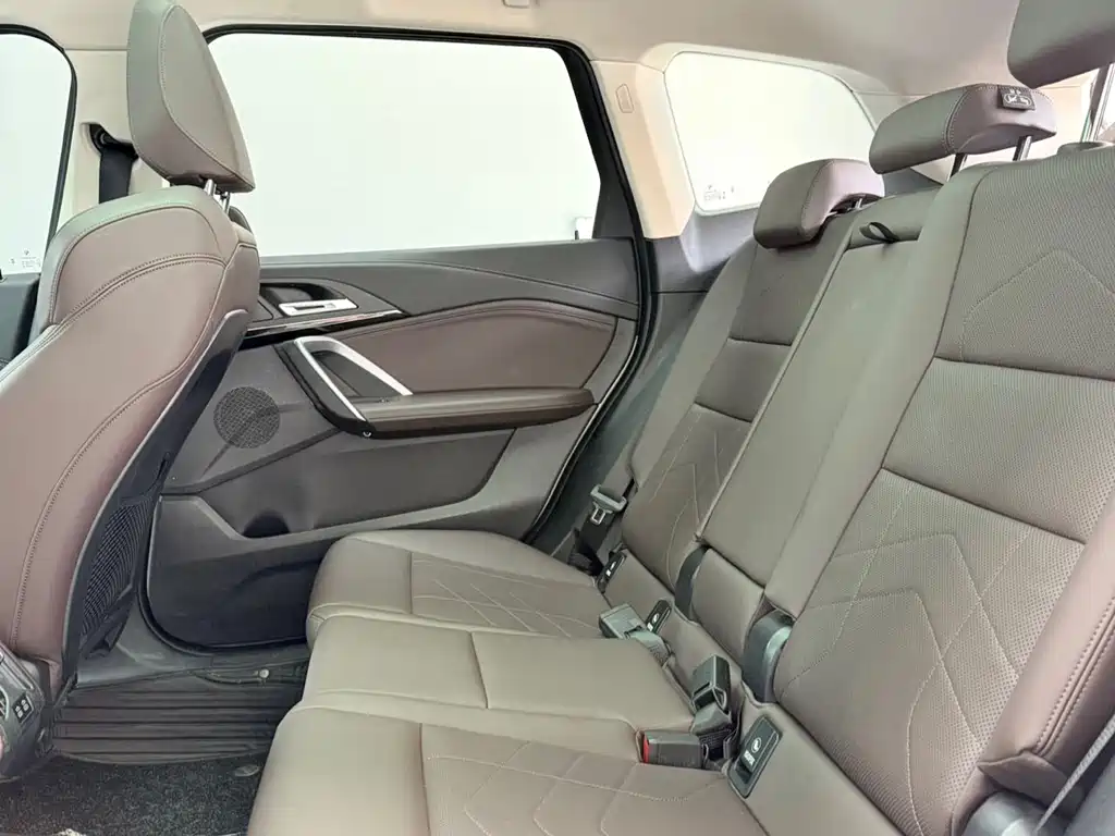 BMW X1 2023 — фото 15
