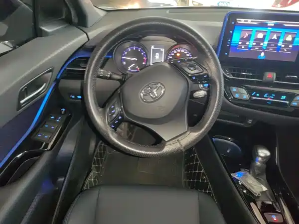 Toyota C-HR 2021