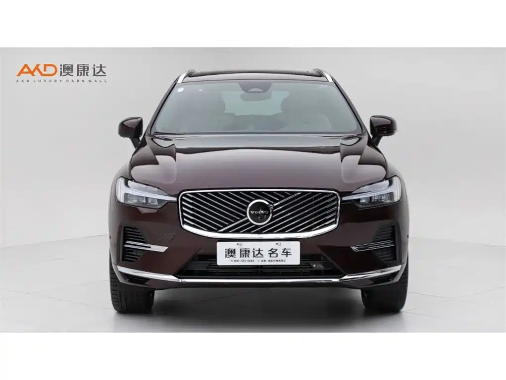 Volvo XC60 PHEV 2025 — фото 2
