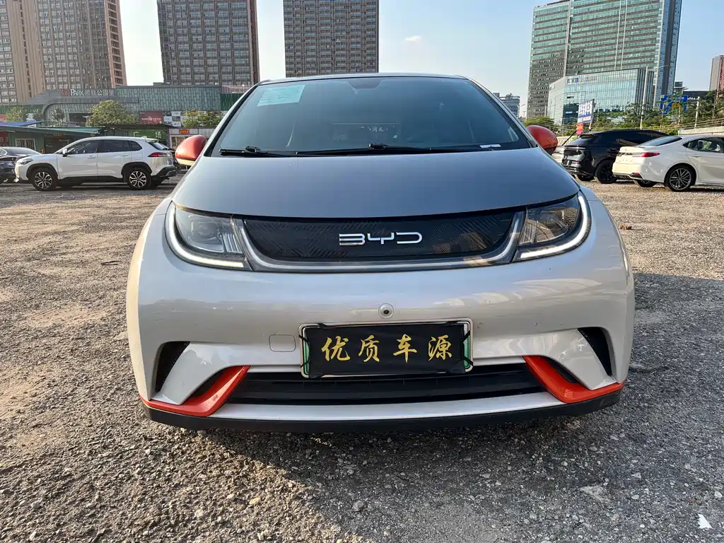 BYD Dolphin 2022 — фото 1