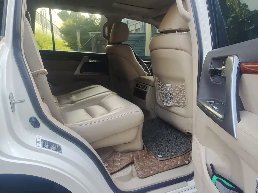 Toyota Land Cruiser 2016 — фото 13