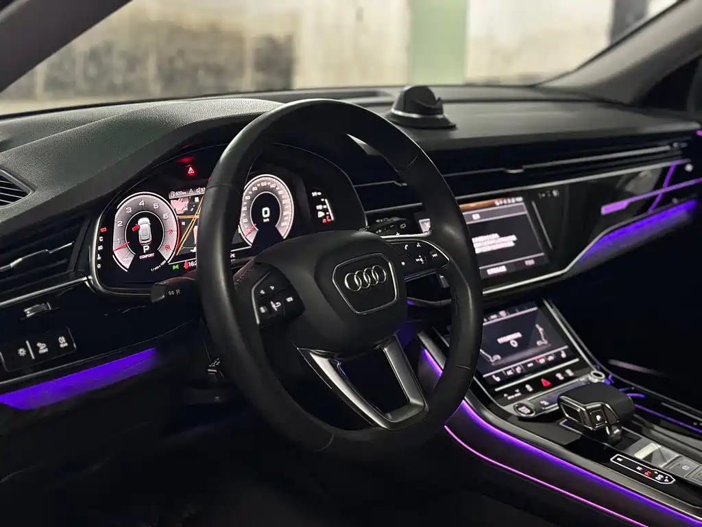 Audi Q8 2021 — фото 14