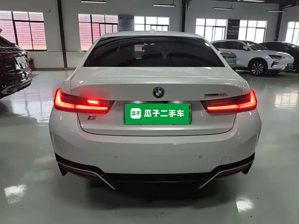 BMW i3 2024
