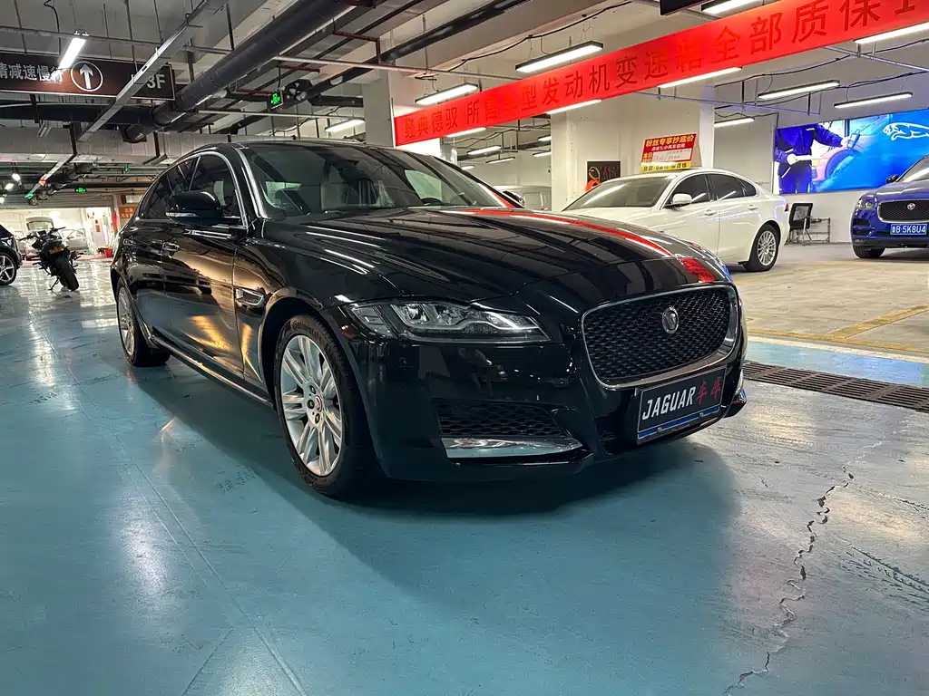 Jaguar XFL 2018 — фото 3