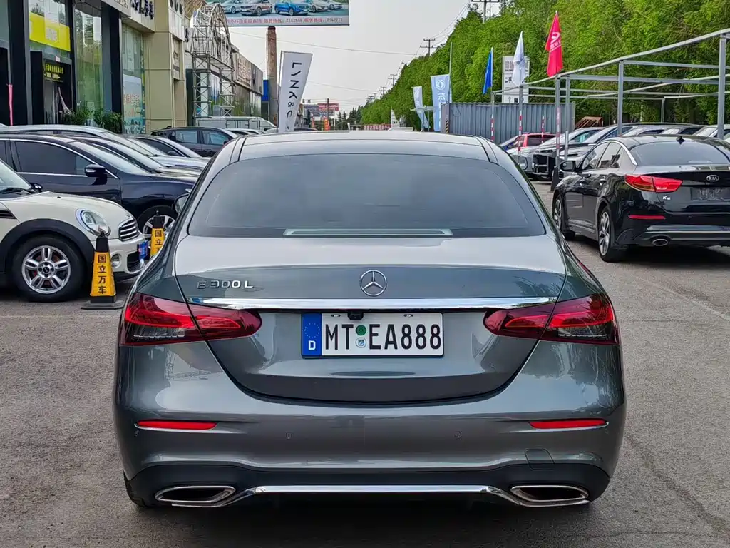 Mercedes-Benz E-Class 2021 — фото 10