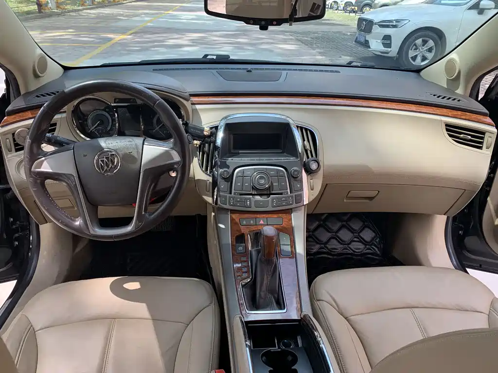 Buick LaCrosse 2013 — фото 11
