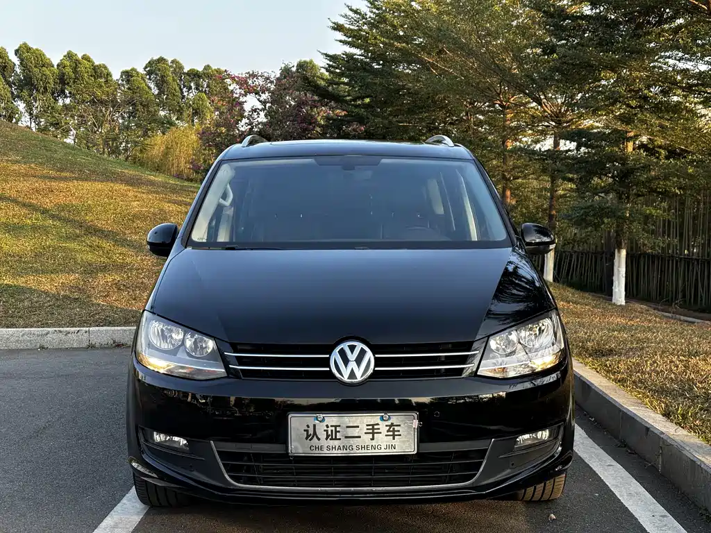 Volkswagen Sharan 2017 — фото 2