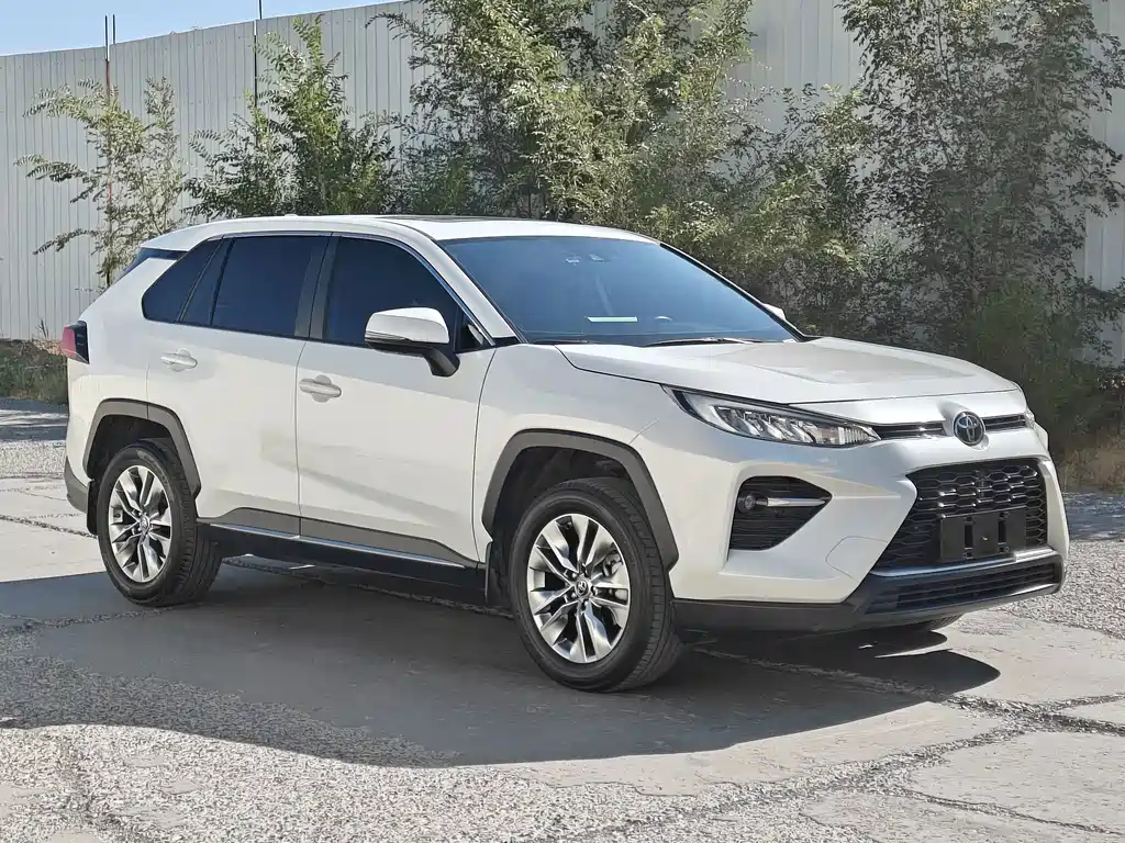 Toyota Wildlander 2022 — фото 3