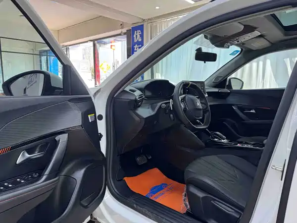 Peugeot 2008 2022