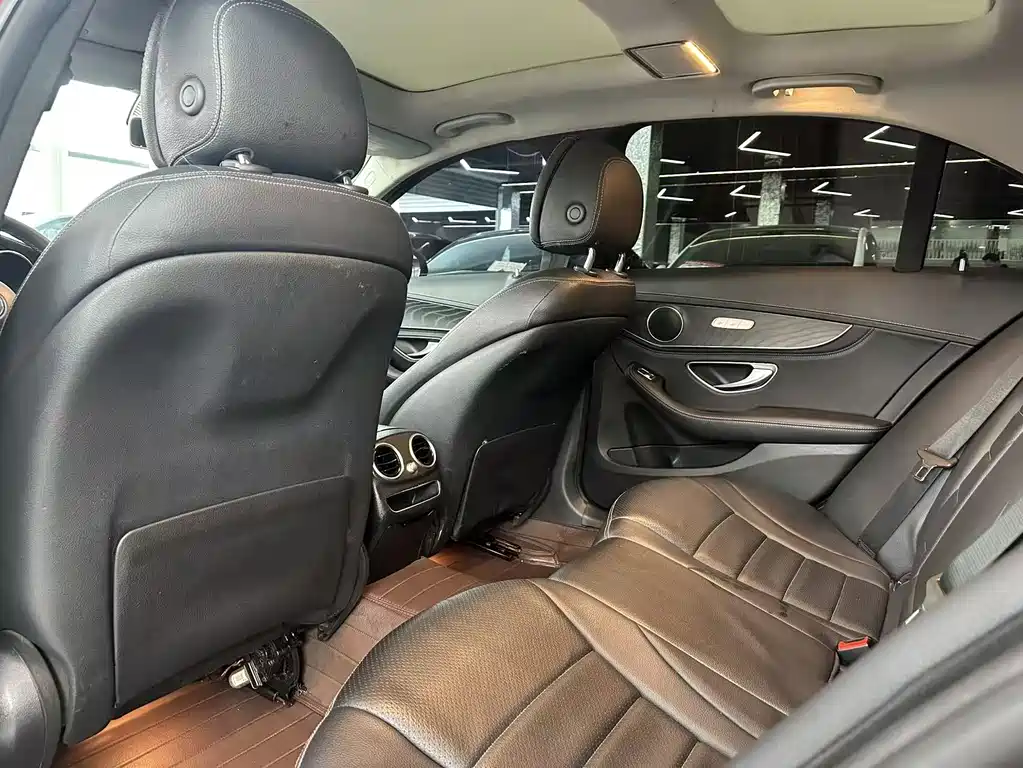 Mercedes-Benz C-Class 2019 — фото 8