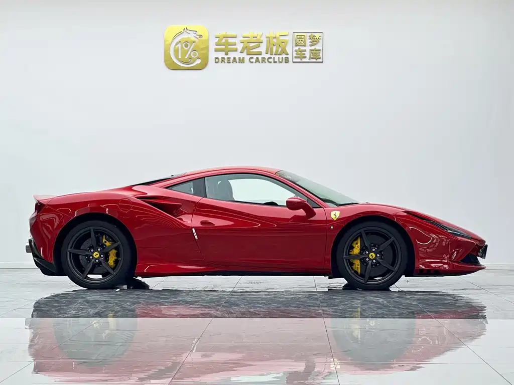 Ferrari F8 2022 — фото 7