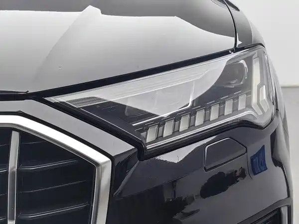 Audi Q7 2021