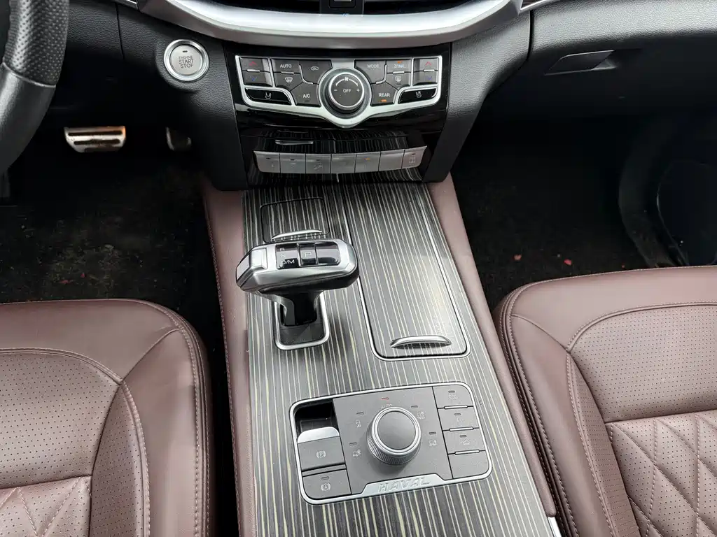 Haval H9 2023 — фото 16