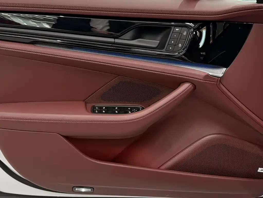 Porsche Panamera 2026 — фото 13
