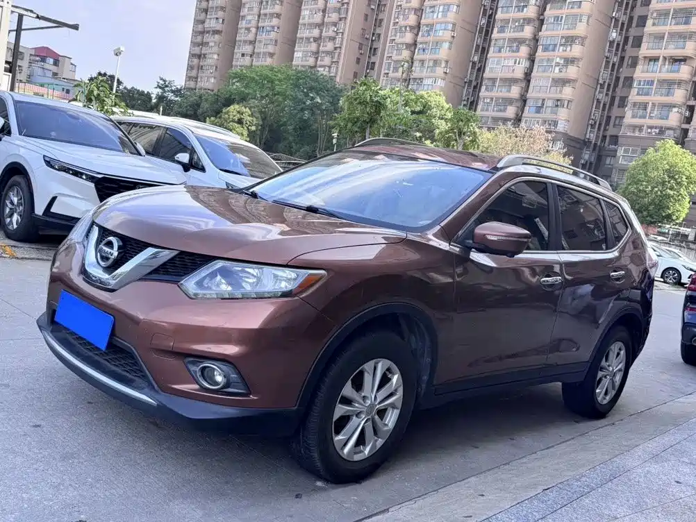Nissan X-Trail 2017 — фото 1