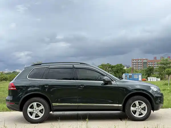 Volkswagen Touareg 2012