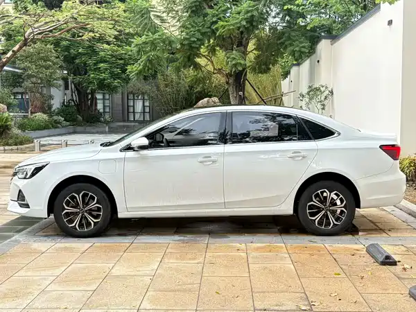 Roewe i6 MAX New Energy 2023