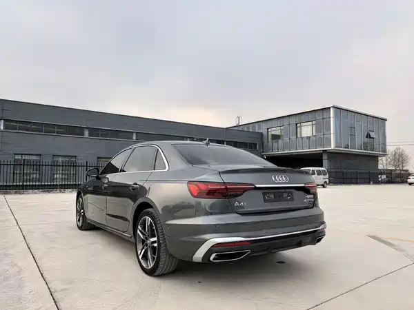 Audi A4L 2022