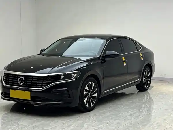 Volkswagen Passat 2022