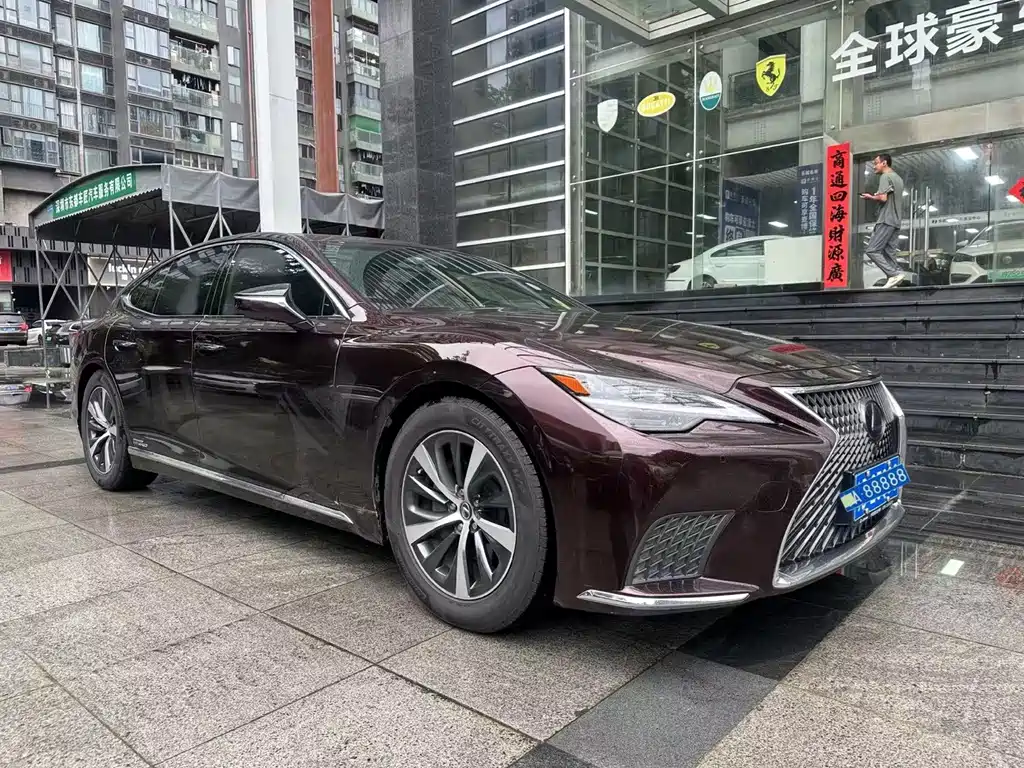 Lexus LS 2021 — фото 3
