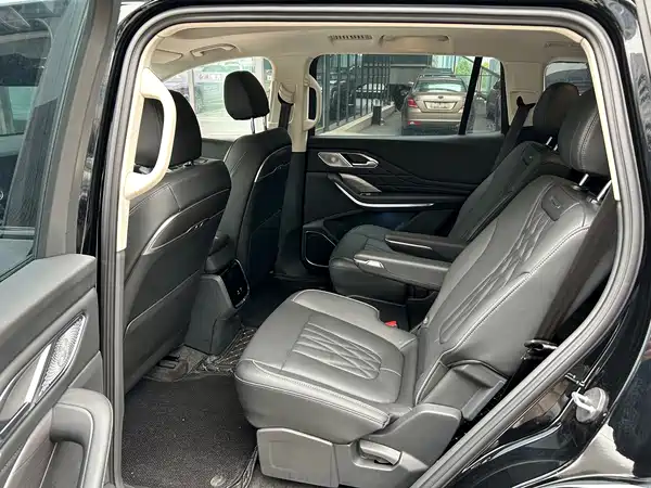 Hongqi HS7 PHEV 2024