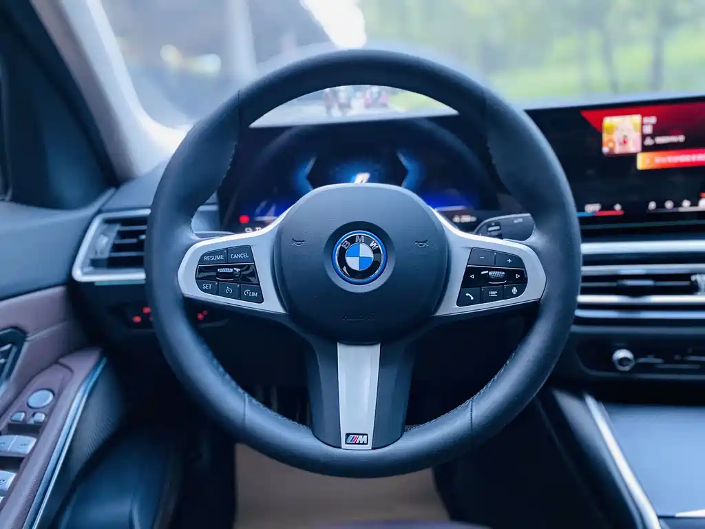 BMW i3 2024 — фото 5