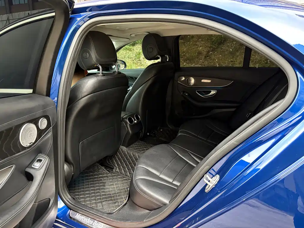 Mercedes-Benz C-Class 2017 — фото 15