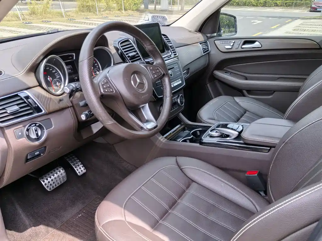 Mercedes-Benz GLE 2018 — фото 13
