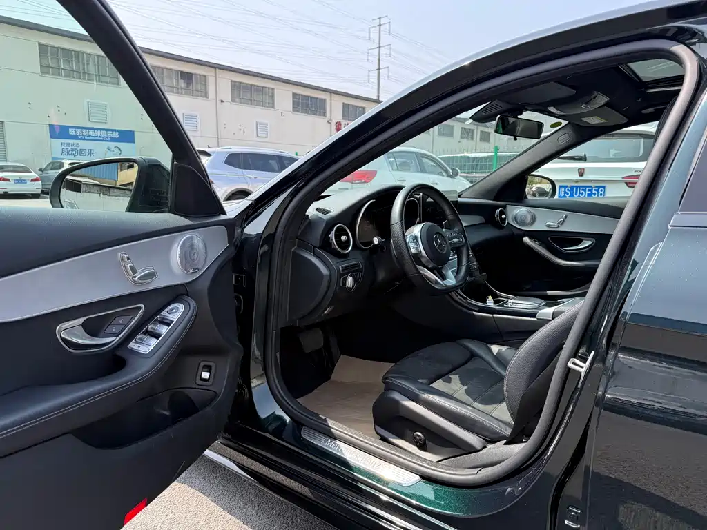 Mercedes-Benz C-Class 2021 — фото 10