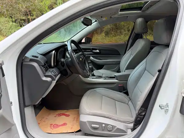 Chevrolet Malibu 2015