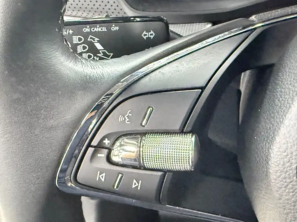 Skoda Octavia 2022 — фото 12