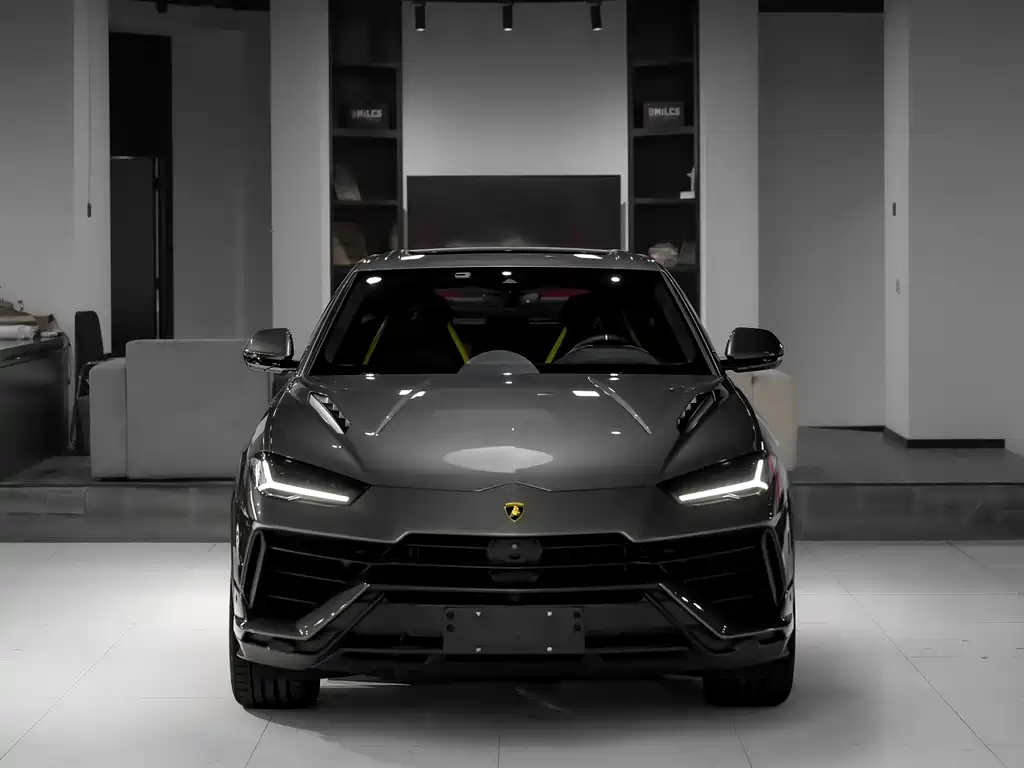 Lamborghini Urus 2024 — фото 2