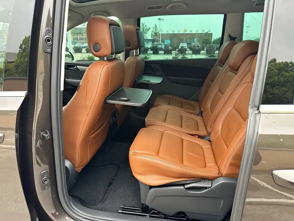 Volkswagen Sharan 2018 — фото 16