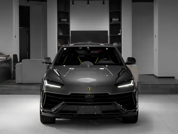 Lamborghini Urus 2023