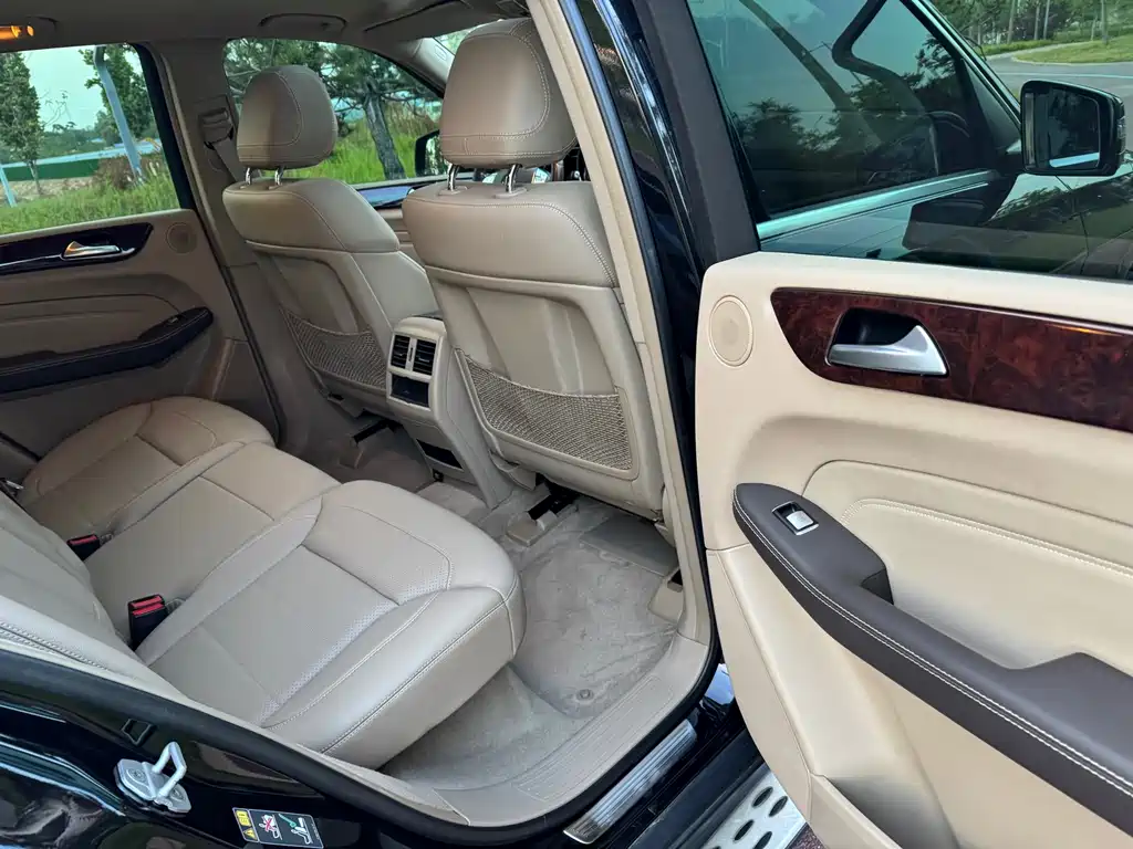 Mercedes-Benz M-Class 2015 — фото 11
