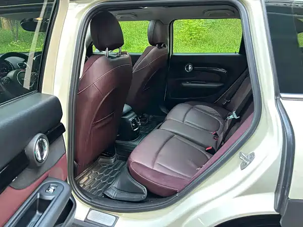 MINI Clubman 2016