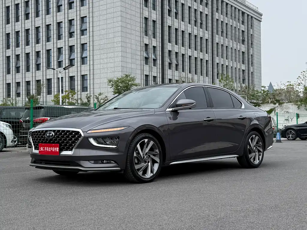 Hyundai Mistra 2022 — фото 3